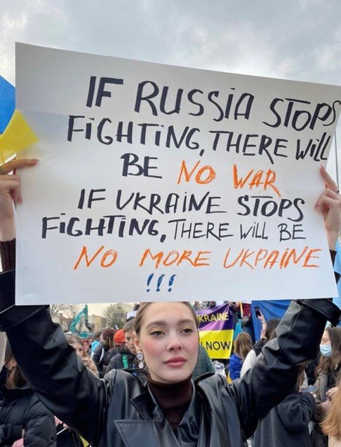  Betoging tegen de Russische inval in Oekraïne. (2022) 
