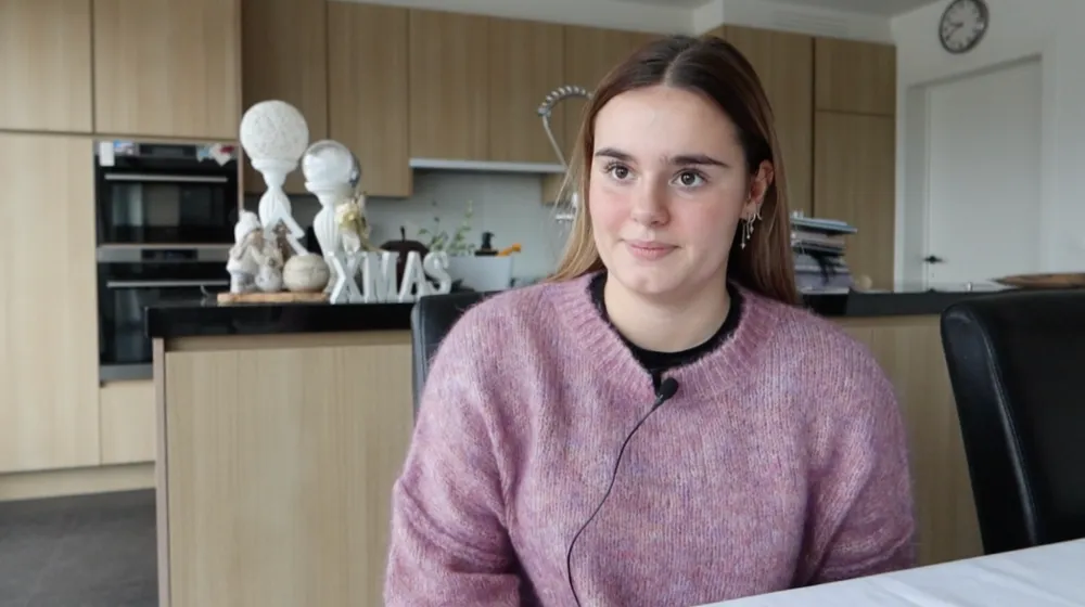 Van scrollen naar stempel: jongeren, sociale media en de zoektocht naar een diagnose