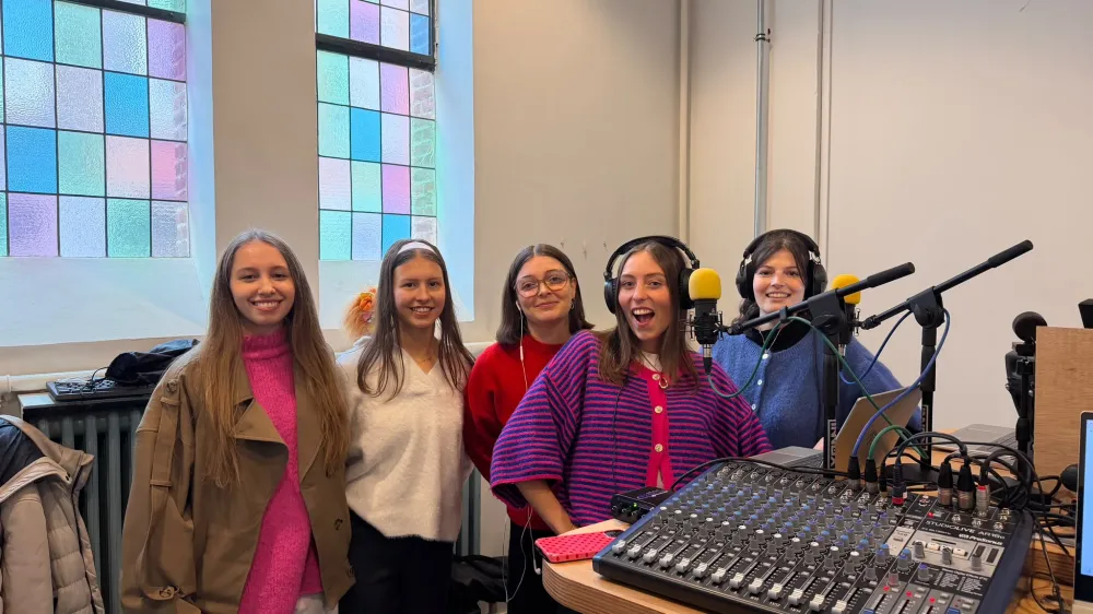 PXL Communciatie kaapt What's Next Media - Volg radio LIVE