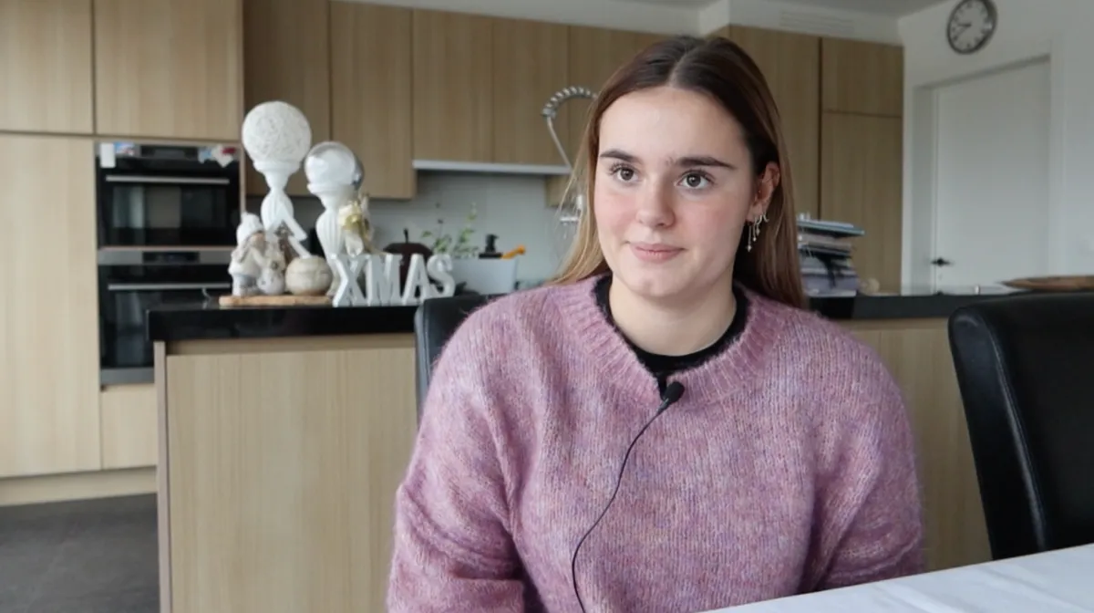 Van scrollen naar stempel: jongeren, sociale media en de zoektocht naar een diagnose