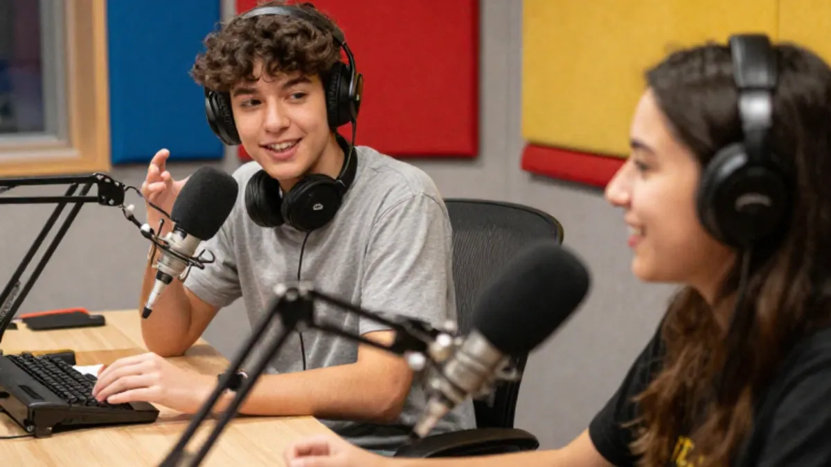 Zin om radio te maken? Schrijf je nu in voor onze radioworkshop op 25 maart