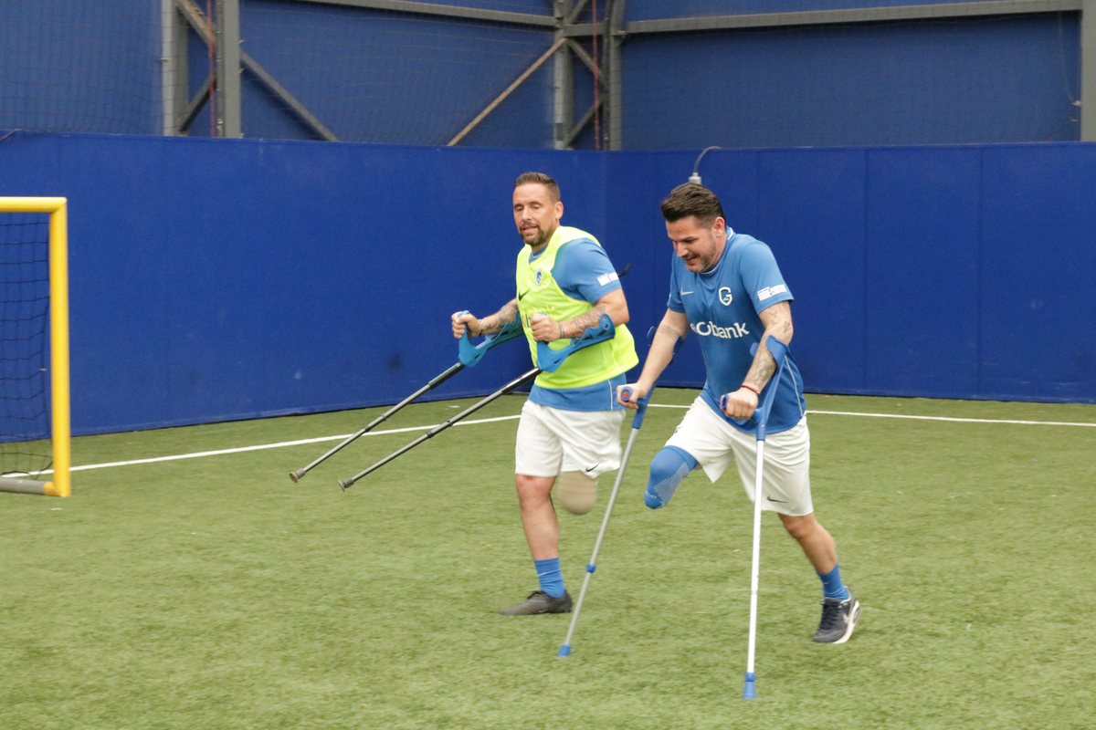 KRC Genk lanceert amputatieteam: “Het gaat om plezier, inclusie en kansen”
